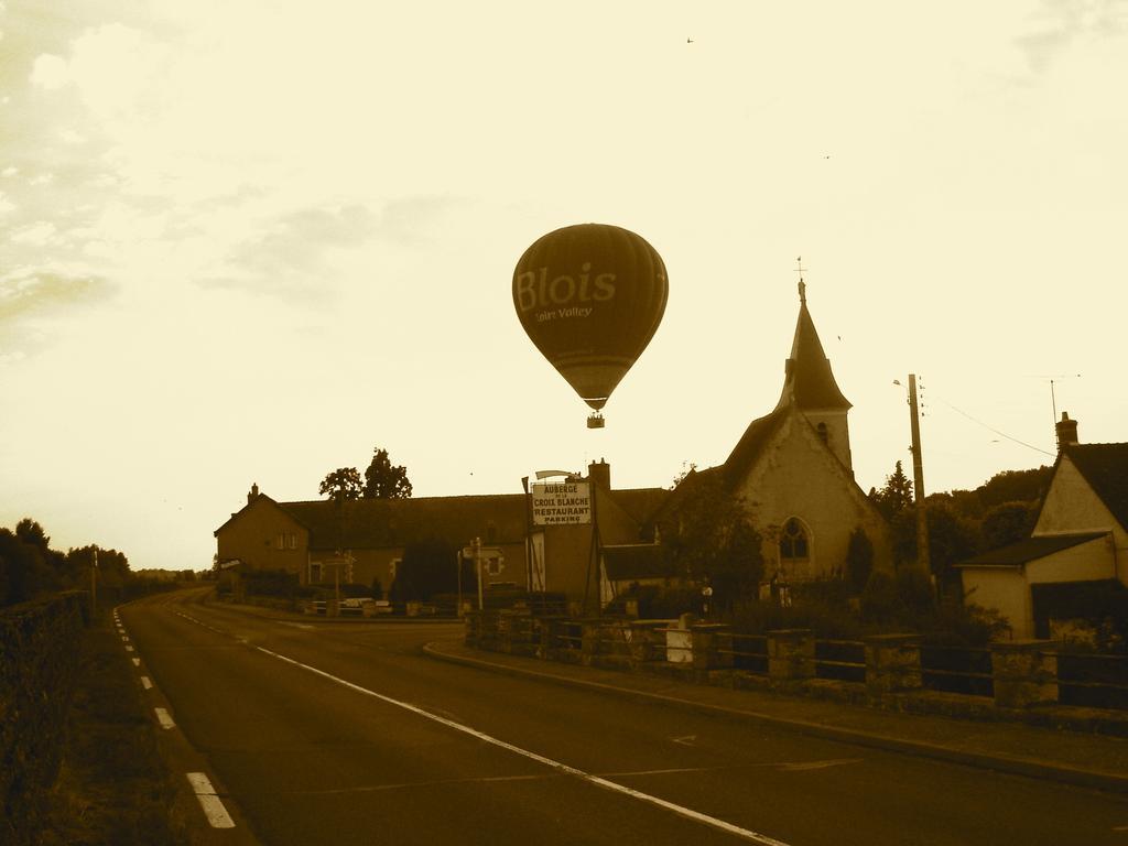 VeuvesLes Bords De Loireアパートメント 部屋 写真