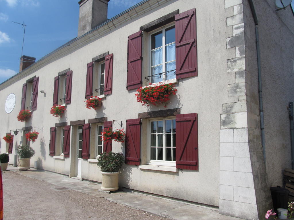 VeuvesLes Bords De Loireアパートメント 部屋 写真