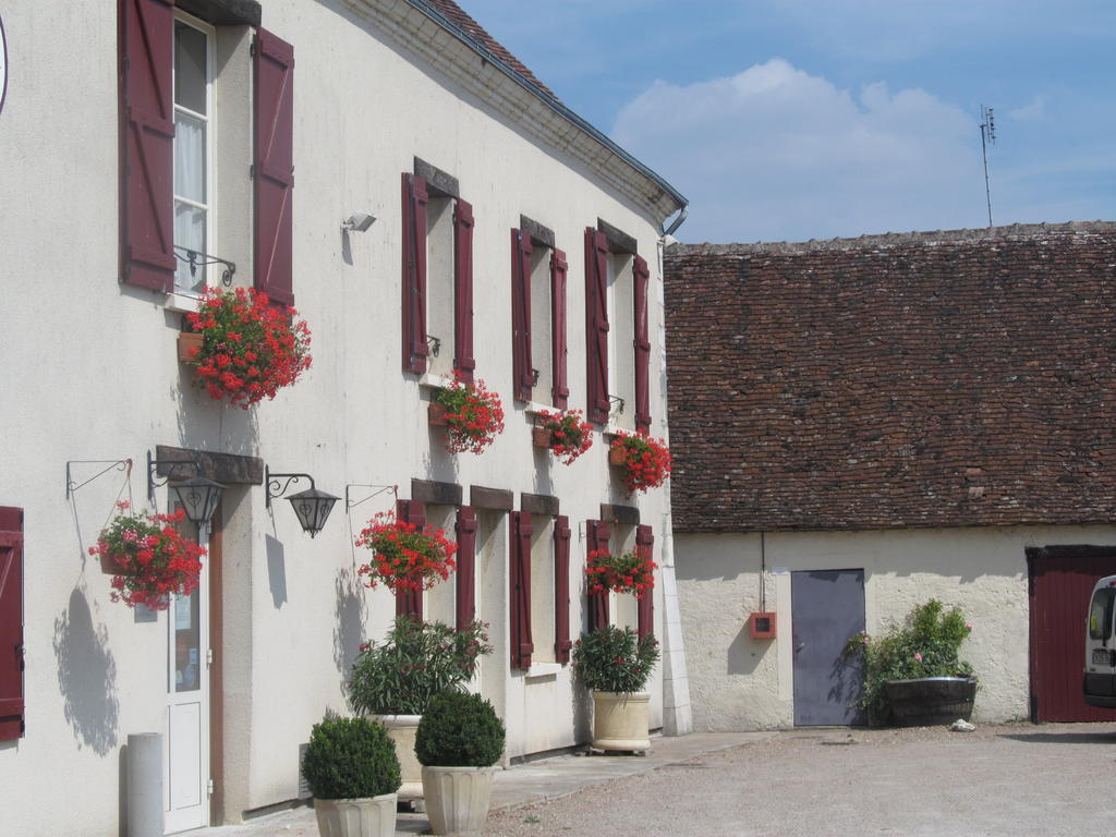 VeuvesLes Bords De Loireアパートメント 部屋 写真